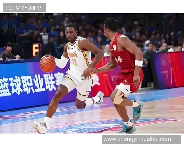 11月17日新疆队迎战广厦队精彩对决期待球迷热情助威