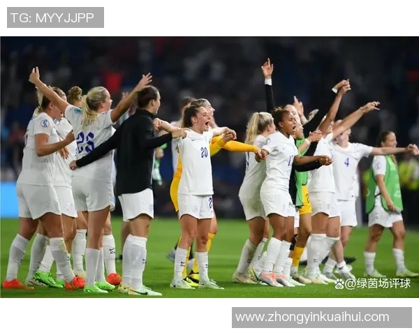 16日西班牙与英格兰激战正酣谁将赢得这场精彩对决