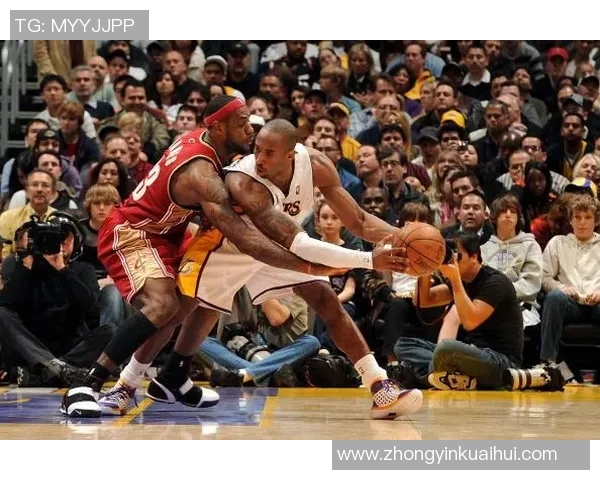 1997年公牛与湖人对决回顾：传奇球队的巅峰对抗与历史意义分析