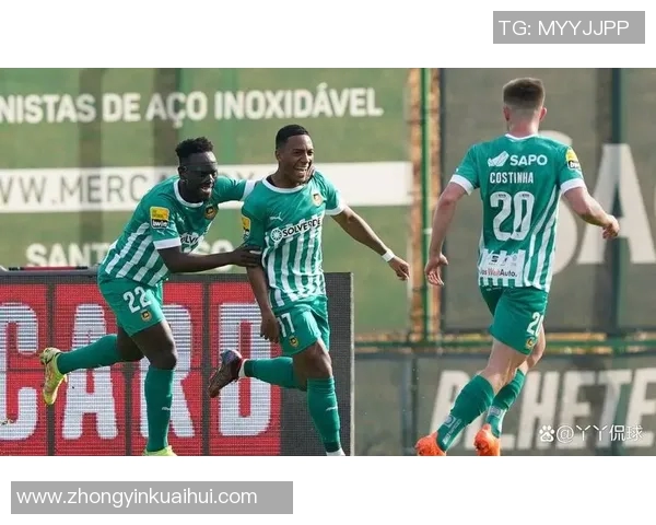 里奥阿维与费雷拉激战正酣谁能在这场对决中笑到最后