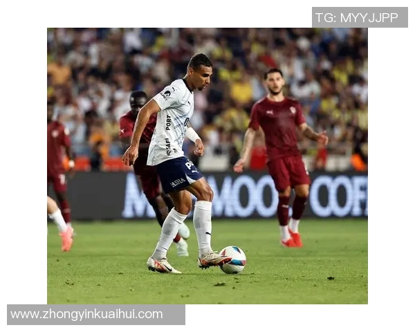 费内巴切与米兰激战正酣谁能在欧战中笑到最后