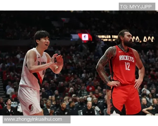 火箭队与开拓者队激战高清回顾精彩瞬间与赛场亮点分析 火箭队与开拓者队激战高清回顾精彩瞬间与赛场亮点分析