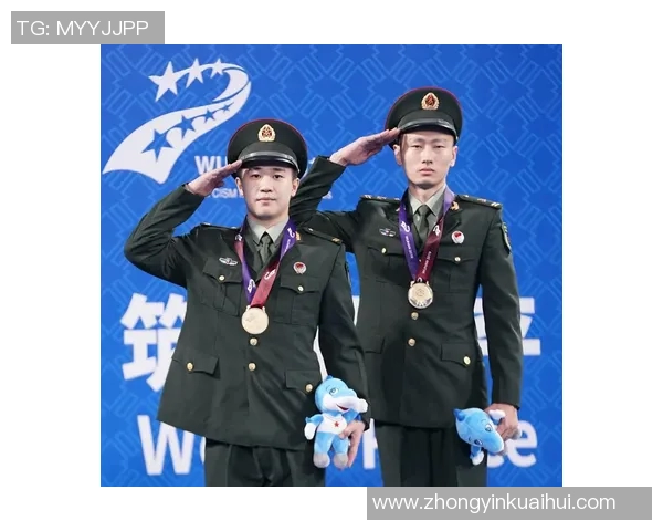 张强的羽毛球人生：从青涩少年到竞技场上的传奇之路